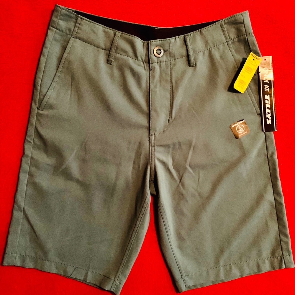 NEW! Volcom Frickin Static hybrid surf shorts